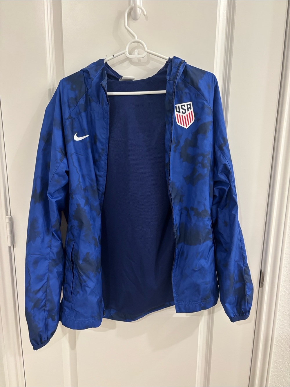 Nike USWNT USA Soccer Jacket Blue Camo Hooded Windbreaker